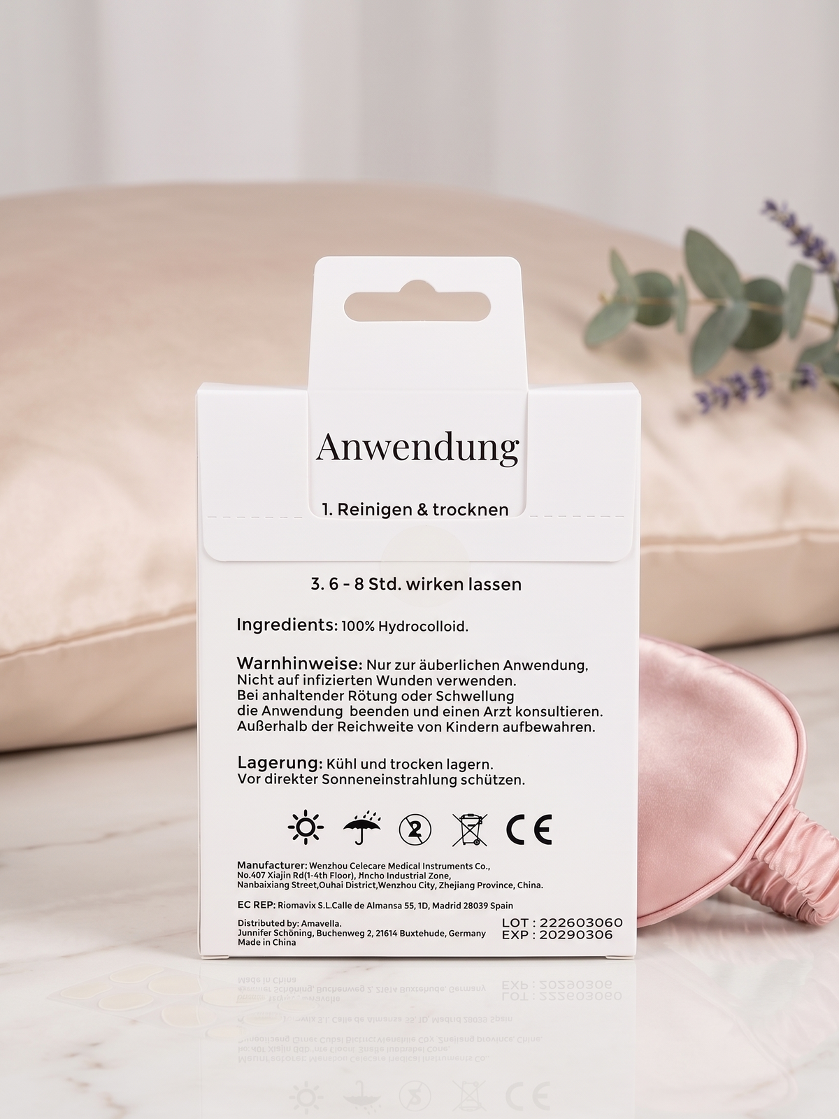 Rückseite der Amavella Hydrocolloid Acne Patches Verpackung mit Anwendungshinweisen und Inhaltsstoffen.